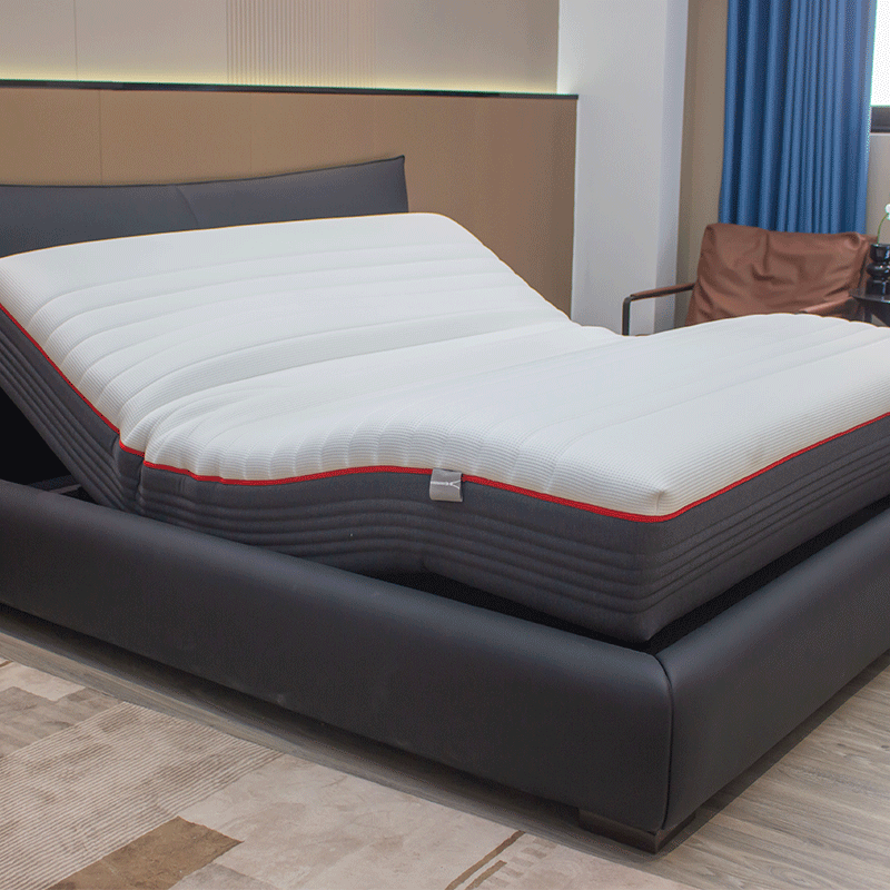 This picture shows the use scenario of smart electric mattresses